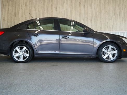 Used 2015 Chevrolet Cruze Diesel FWD image 6