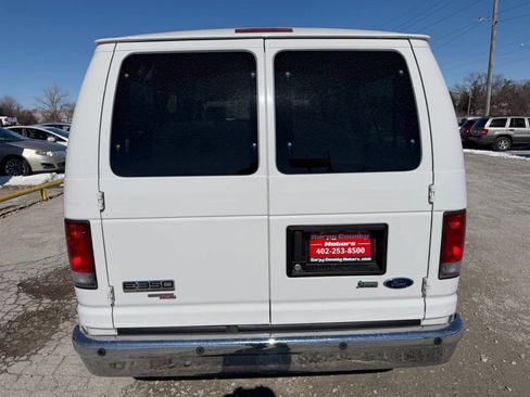 Used 2013 Ford E-350 and Econoline 350 XLT image 4