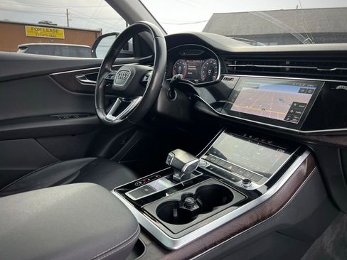 Used 2020 Audi Q8 Premium Plus w/ Premium Plus Package image 31