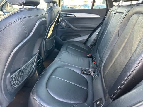 Used 2019 BMW X1 xDrive28i w/ Convenience Package image 11