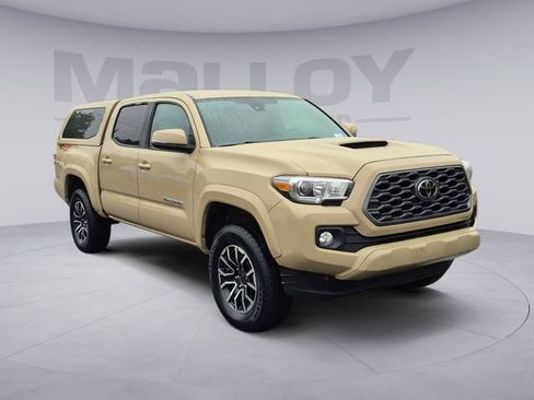 Used 2020 Toyota Tacoma TRD Sport AWD/4WD image 7
