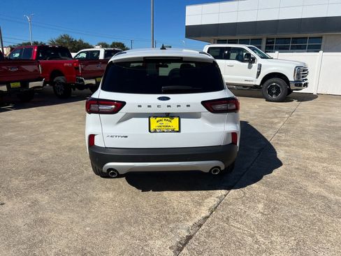 New 2026 Ford Escape Active w/ Tech Pack #1 FWD image 4