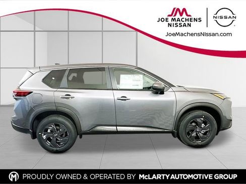 New 2026 Nissan Rogue SV w/ Cold Weather Package AWD/4WD image 7