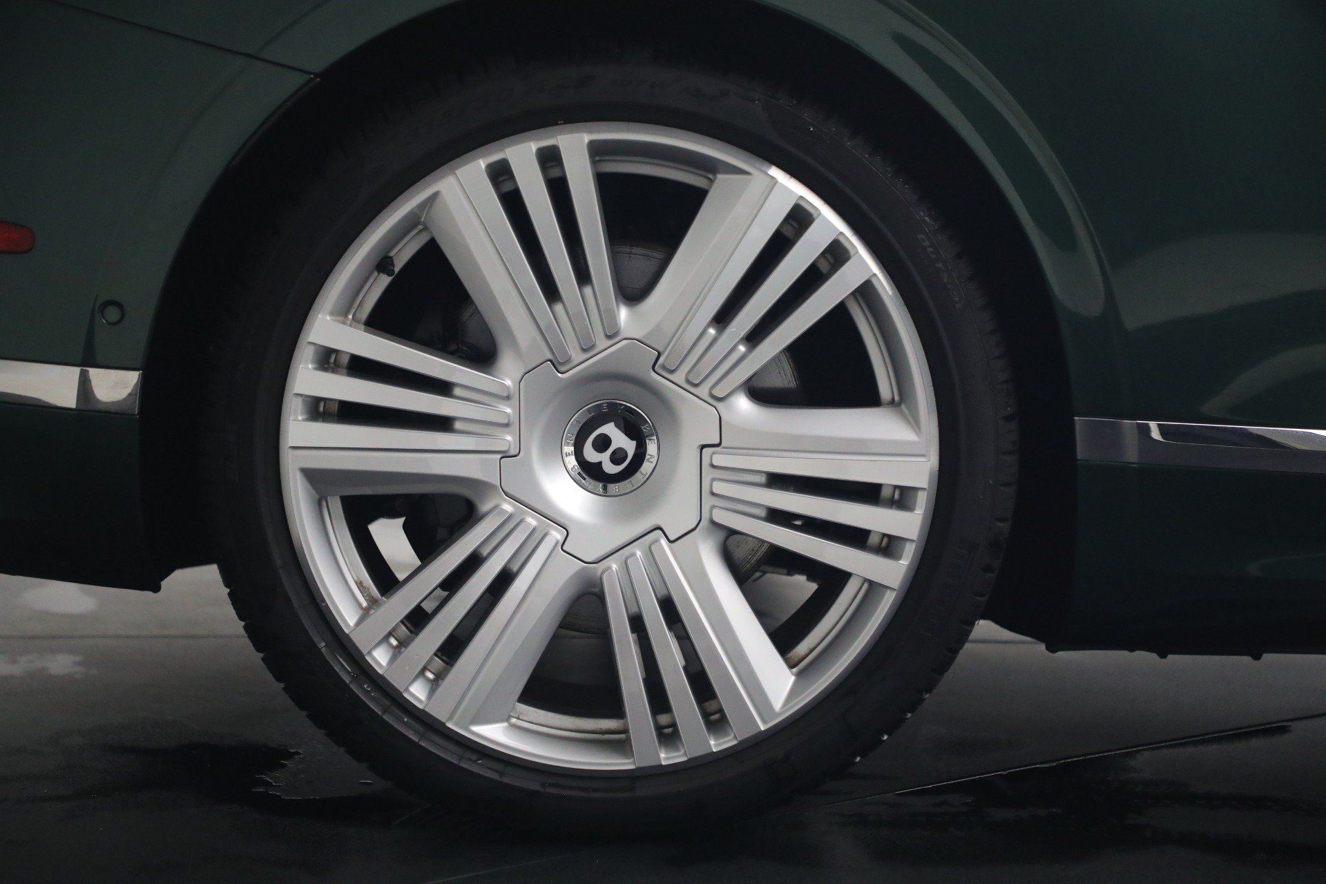 Certified 2026 Bentley Continental GT Azure AWD/4WD image 15
