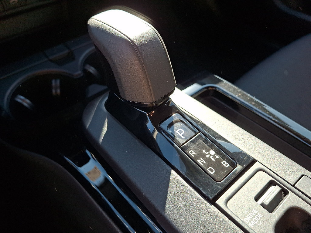 Used 2023 Toyota Prius LE AWD/4WD image 17