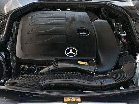 Used 2021 Mercedes-Benz C 300 Sedan image 21