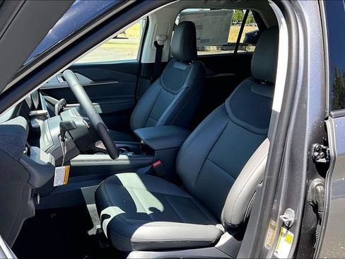 New 2026 Ford Explorer Active w/ Active Comfort Package AWD/4WD image 9