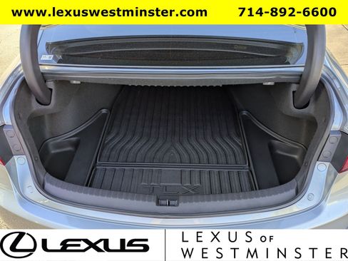 Used 2018 Acura TLX w/ Technology Package image 10