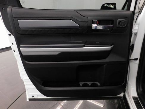 Used 2021 Toyota Tundra Platinum image 21