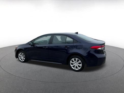 Used 2025 Toyota Corolla LE image 10