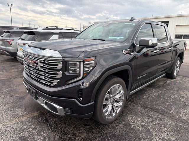 Used 2024 GMC Sierra 1500 Denali AWD/4WD image 2