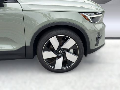 Used 2023 Volvo C40 P8 Recharge Ultimate w/ Protection Package Premier AWD/4WD image 13