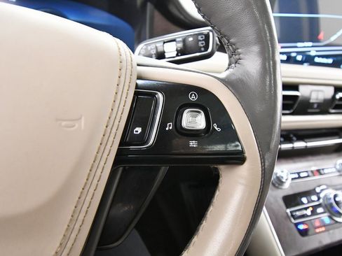 Used 2022 Lincoln Aviator Reserve w/ Equipment Group 201A image 22