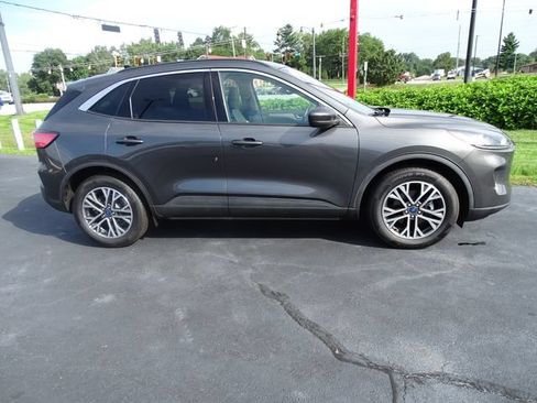 Used 2020 Ford Escape SEL AWD/4WD image 2