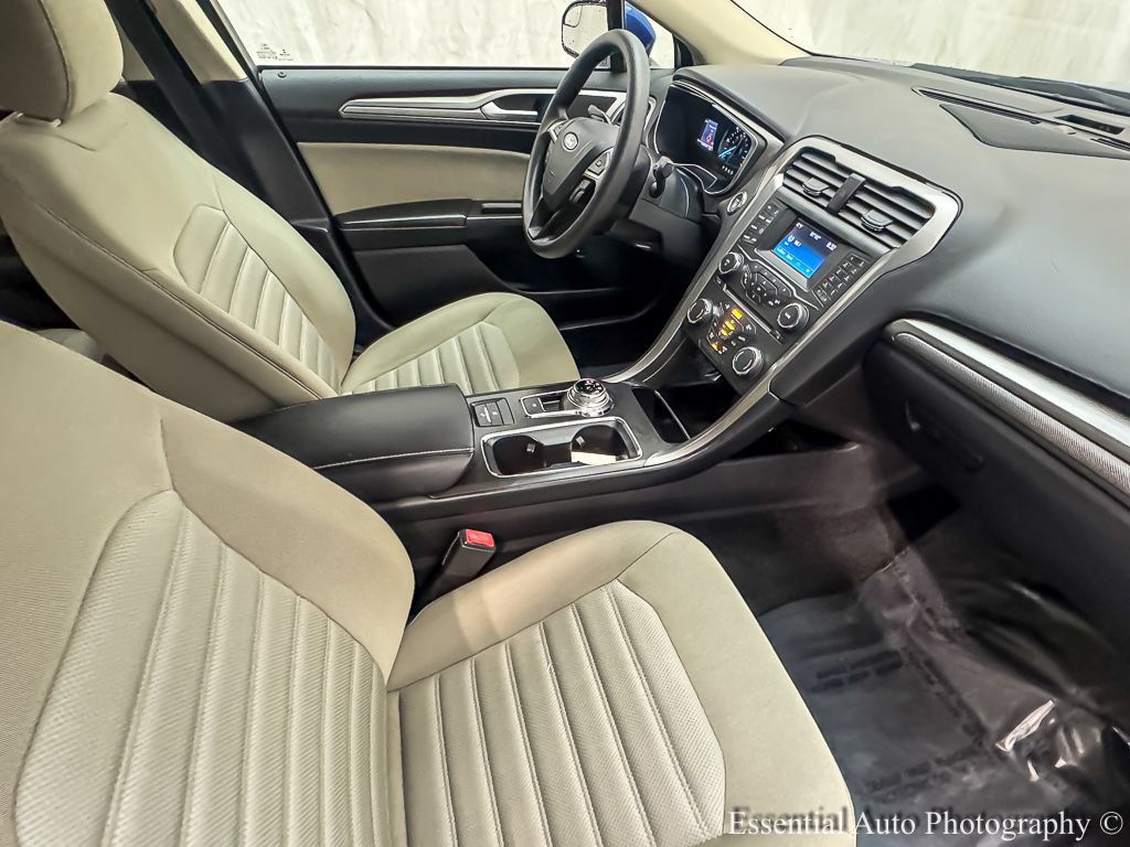 Used 2018 Ford Fusion S FWD image 24