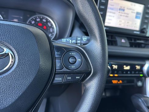 Certified 2021 Toyota RAV4 XLE image 19