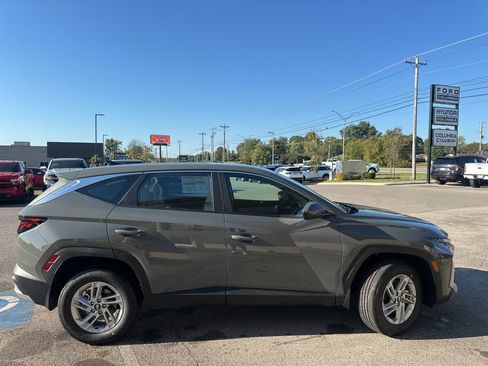 New 2026 Hyundai Tucson SE image 9