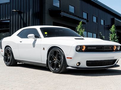 Used 2018 Dodge Challenger R/T Scat Pack w/ Leather Interior Group
