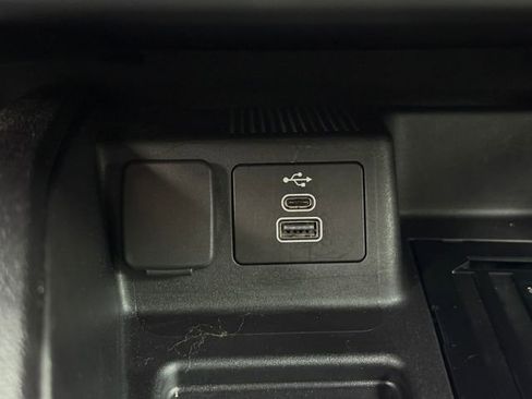 Used 2025 Ford Bronco Sport Badlands image 12