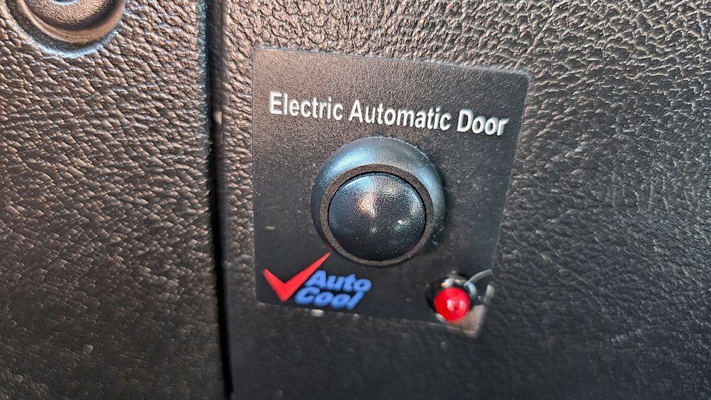 Used 2023 RAM ProMaster 1500 w/ Convenience Group FWD image 44
