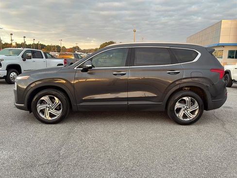 Used 2023 Hyundai Santa Fe SEL image 4