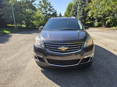 Used 2015 Chevrolet Traverse LT image 8