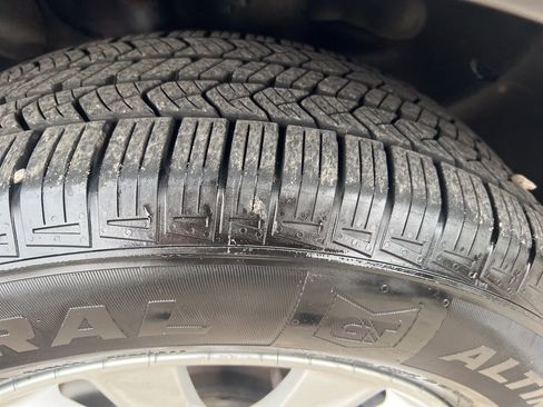 Certified 2019 Kia Sorento LX w/ LX Convenience Package image 39