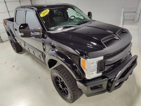 Used 2018 Ford F250 Lariat w/ Lariat Ultimate Package image 2
