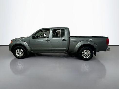 Used 2020 Nissan Frontier SV image 9