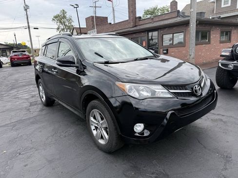 Used 2015 Toyota RAV4 XLE AWD/4WD image 3
