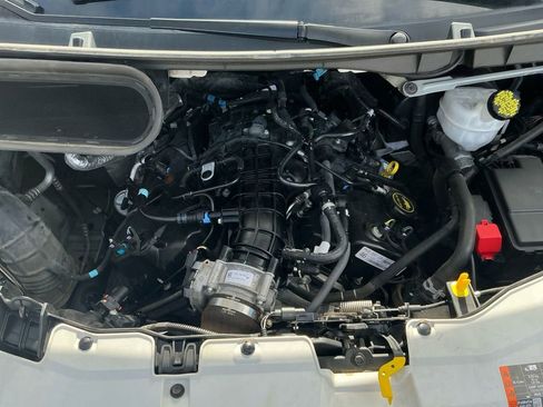 Used 2024 Ford Transit 350 XLT image 22