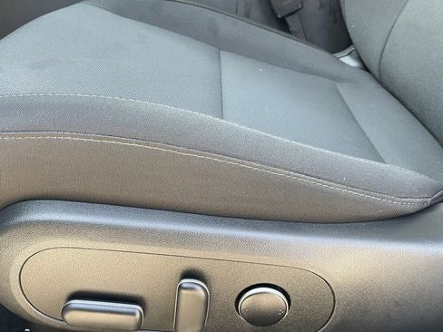 Used 2025 Hyundai Kona SEL image 22