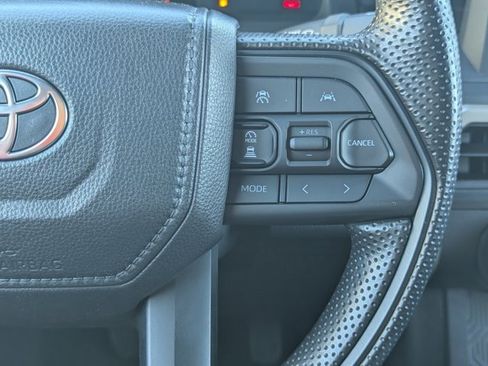 Used 2025 Toyota Tacoma SR image 22