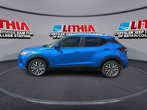 Used 2024 Nissan Kicks SV FWD image 5