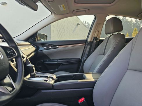Used 2019 Honda Civic EX-L image 24