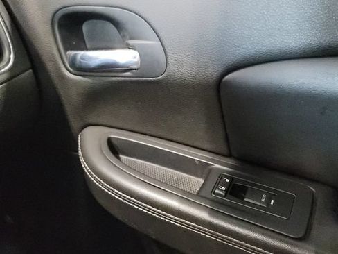Used 2013 Chrysler 200 Limited FWD image 21