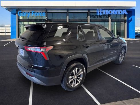 Used 2026 Chevrolet Equinox LT w/ Convenience Package II AWD/4WD image 2