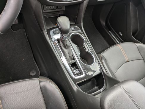 Used 2023 Chevrolet Equinox Premier AWD/4WD image 14