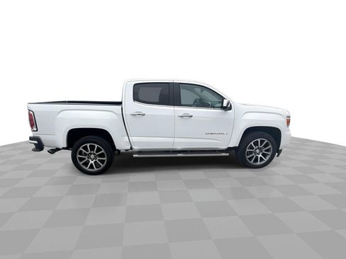 Certified 2022 GMC Canyon Denali image 9
