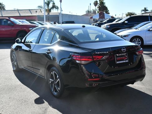 Used 2025 Nissan Sentra SV FWD image 6