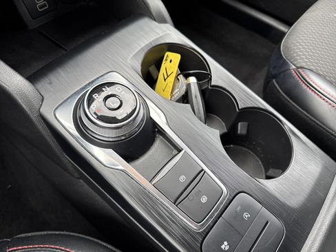 Used 2024 Ford Escape ST-Line image 39