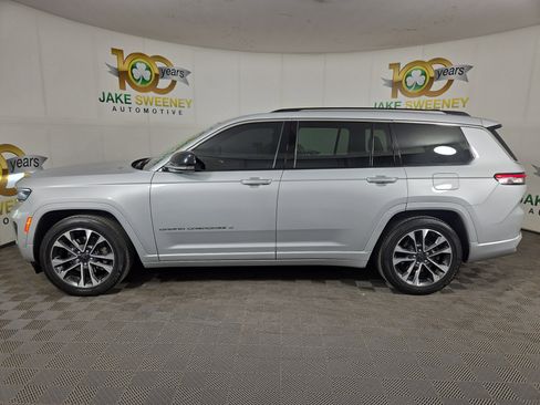 Certified 2023 Jeep Grand Cherokee L Overland w/ Luxury Tech Group IV image 6