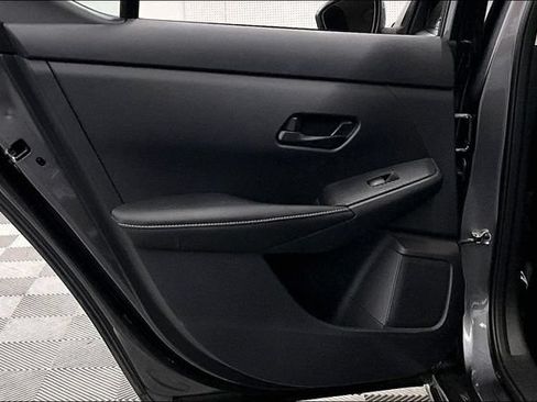 Used 2025 Nissan Sentra SV w/ All-Weather Package FWD image 21