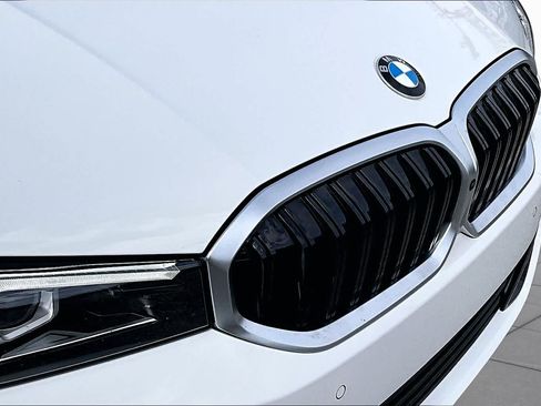 Used 2026 BMW 330i Sedan w/ Convenience Package RWD image 29
