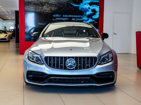 Used 2023 Mercedes-Benz C 63 AMG S image 2