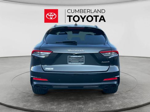 Used 2022 Maserati Levante Modena AWD/4WD image 4