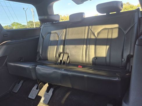 Used 2019 Ford Expedition Limited w/ Special Edition Package AWD/4WD image 24