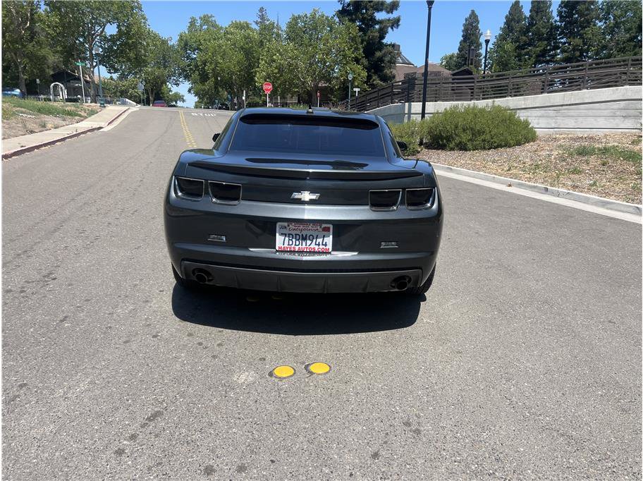Used 2013 Chevrolet Camaro LT RWD image 6