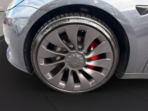 Used 2021 Tesla Model 3 Performance image 21