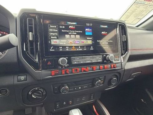Used 2025 Nissan Frontier PRO-4X w/ Pro Premium Package AWD/4WD image 27